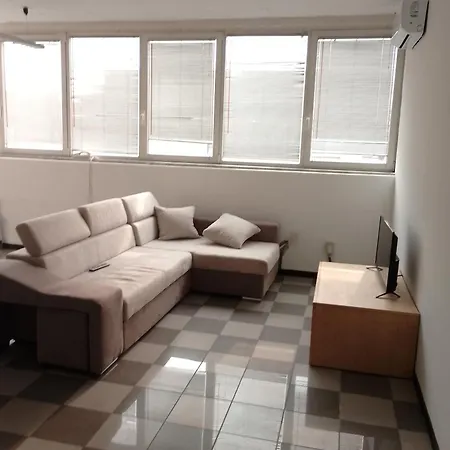 Per 6 Lavoratori Villa Osti